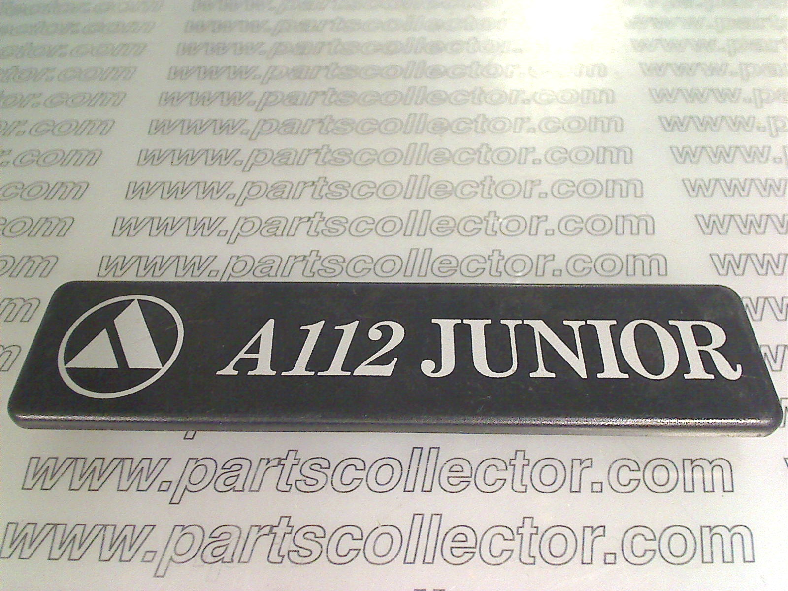 A112 JUNIOR BADGE